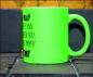 Preview: Neontasse mit Spruch "ICH HABE KEINEN PLAN WAS ICH SCHENKEN SOLL"  TASSE